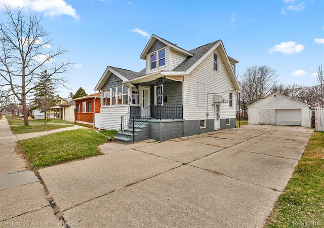 Photo 2 of Single family home for sale at 6837 Braun, Center Line, MI 48015 | MLS# 20261018764 | Listing updated on 2026-08-31