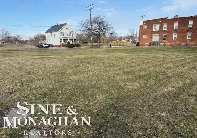 Photo 2 of Land for sale at 4600 Van Dyke St, Detroit, MI 48214 | MLS# 58050202318 | Listing updated on 2026-04-07