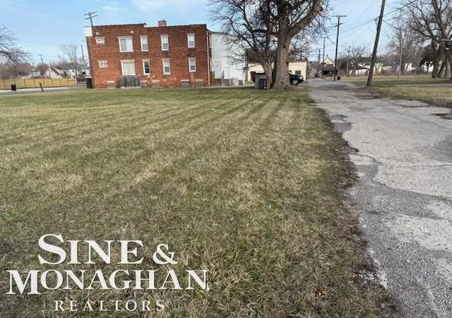 Photo 1 of Land for sale at 4600 Van Dyke St, Detroit, MI 48214 | MLS# 58050202318 | Listing updated on 2026-04-07