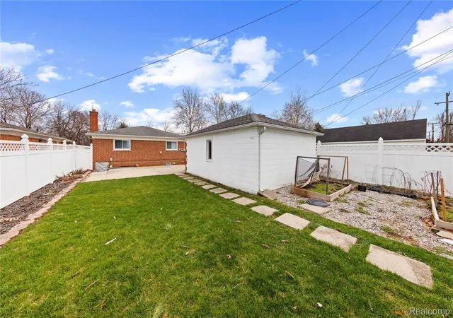 Homes for sale in Dearborn Heights, MI | 4692 Mckinley St, Dearborn Heights, MI 48125 | MLS# 20261018877