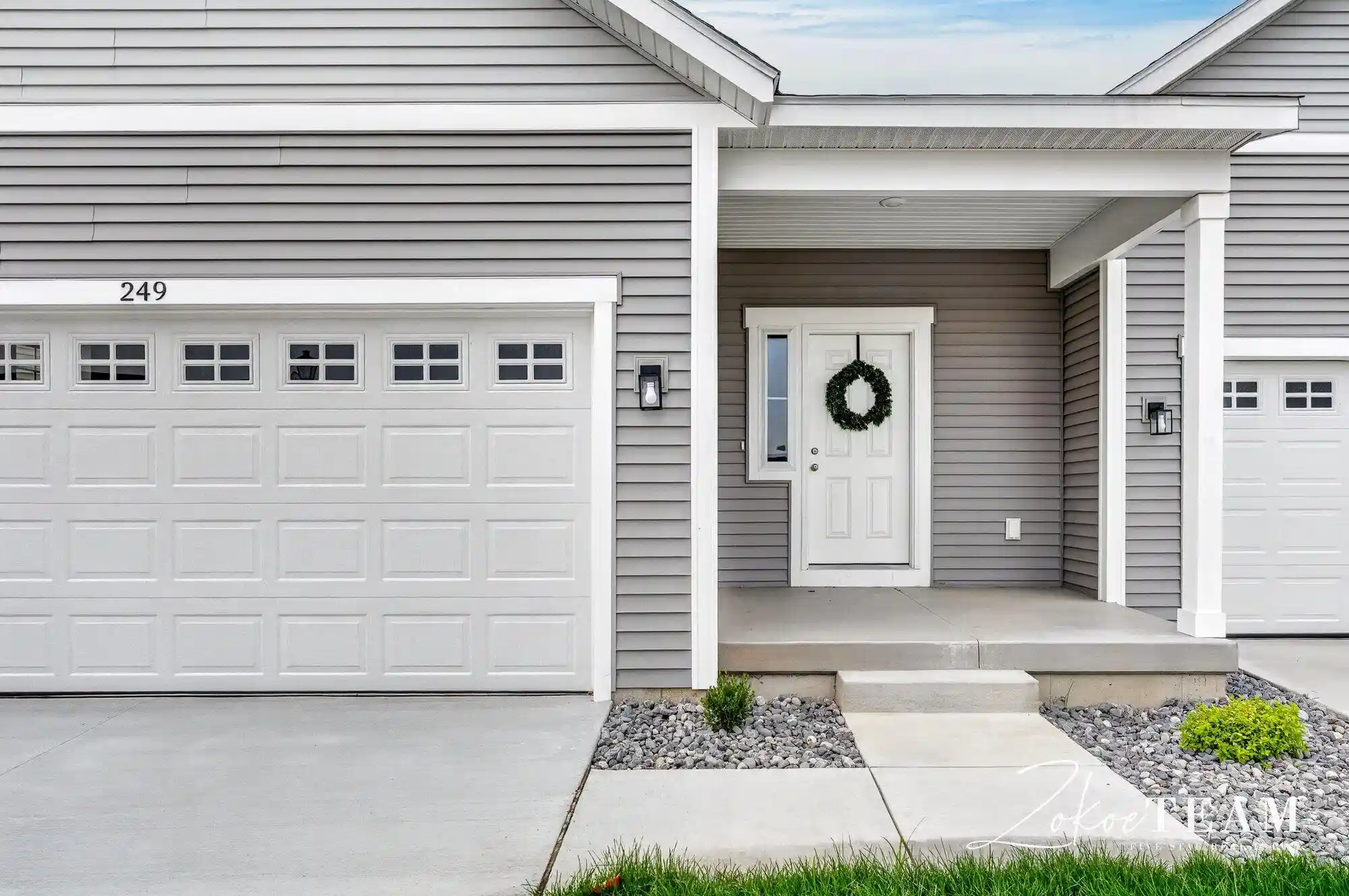 Listing Photo 2 - Condo for sale in 249 Hazelnut Dr located at 249 Hazelnut Dr, Coopersville, MI 49404 - Unit 249 Hazelnut Dr