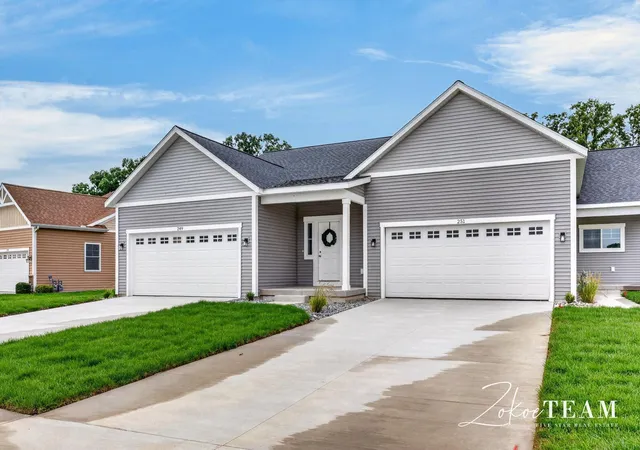 46th image of 249 Hazelnut Dr, Coopersville, MI 49404 | MLS# 65026011463