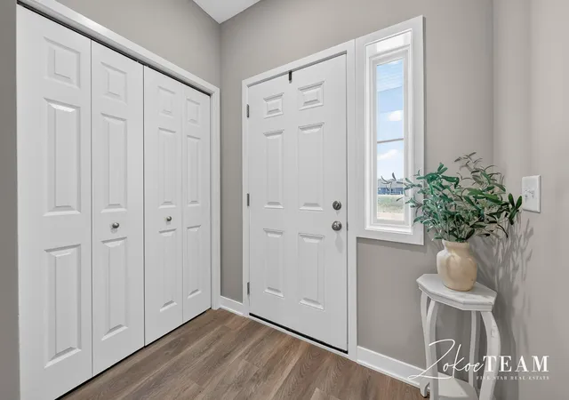 4th image of 249 Hazelnut Dr, Coopersville, MI 49404 | MLS# 65026011463