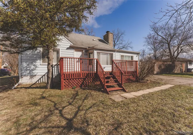 Homes for sale in Westland, MI | 31756 Palmer Rd, Westland, MI 48186 | MLS# 20261018957