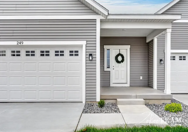 2nd image of 251 Hazelnut Dr, Coopersville, MI 49404 | MLS# 65026011468