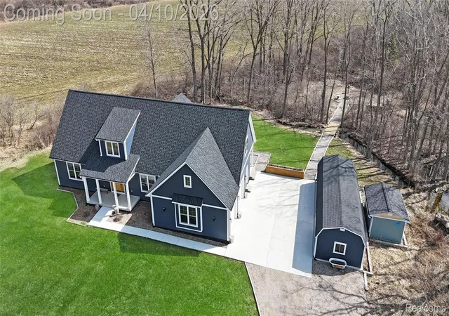 Homes for sale in Richmond Township Macomb, MI | 70336 Welding Rd, Richmond Township Macomb, MI 48062 | MLS# 20261018986