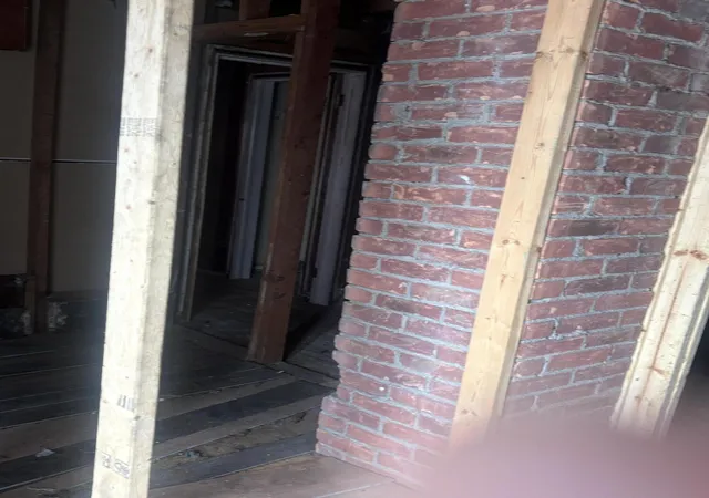 4th image of 20020 Hickory St, Detroit, MI 48205 | MLS# 81026011515