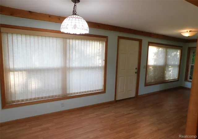 Photo 4 of Single family home for sale at 5284 Scotch Settlement Rd, Almont, MI 48003 | MLS# 20261019094 | Listing updated on 2026-07-07