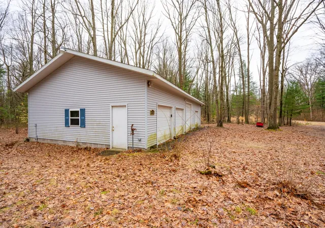 2nd image of 4202 E Pontaluna Rd, Fruitport, MI 49415 | MLS# 72026011561