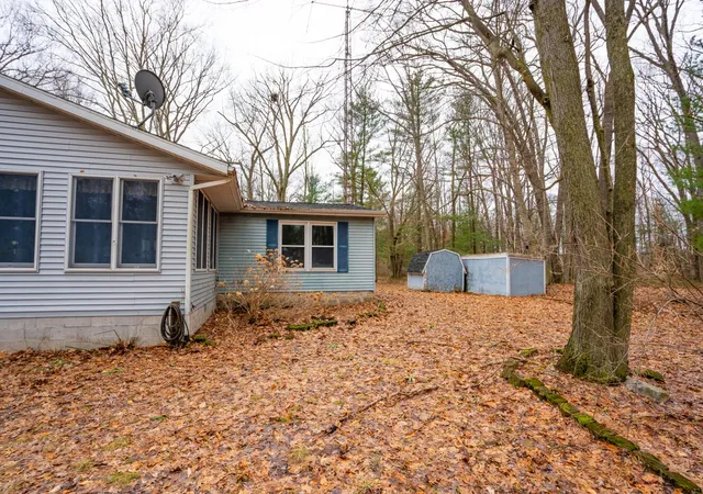 5th image of 4202 E Pontaluna Rd, Fruitport, MI 49415 | MLS# 72026011561