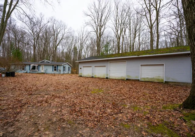 6th image of 4202 E Pontaluna Rd, Fruitport, MI 49415 | MLS# 72026011561