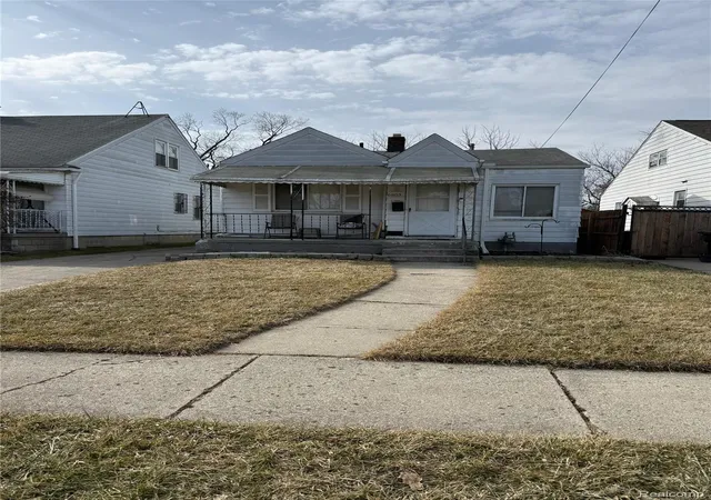 Single Family Residence at 6803 Grandville Ave, Detroit, MI 48228 | MLS# 20261019230 | | Sold on 2026-05-05
