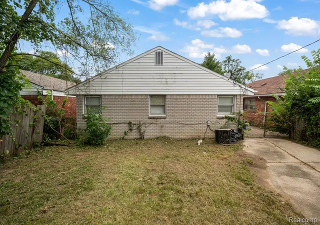 4th image of 19936 Washburn St, Detroit, MI 48221 | MLS# 20261019250