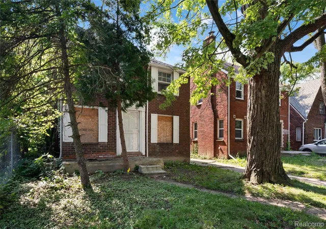 Photo 2 of Single family home for sale at 10438 Wayburn St, Detroit, MI 48224 | MLS# 20261019270 | Listing updated on 2026-09-29