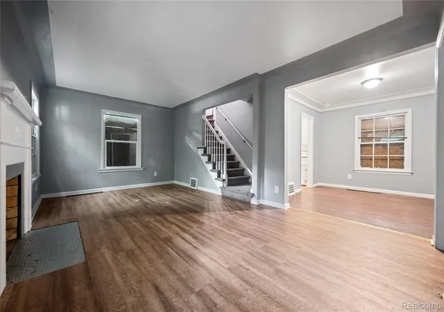 Photo 4 of Single family home for sale at 10438 Wayburn St, Detroit, MI 48224 | MLS# 20261019270 | Listing updated on 2026-09-29
