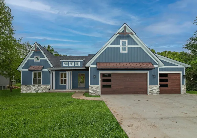 Photo 1 of Sale Pending at 8137 W Pq Ave, Kalamazoo, MI 49009 | MLS# 66026011685 | Listing updated on 2026-05-20