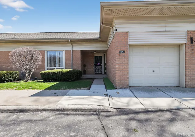 Photo 1 of Condo for sale at 1042 Trevor Pl, Detroit, MI 48207 | MLS# 20261019368 | Listing updated on 2026-09-10