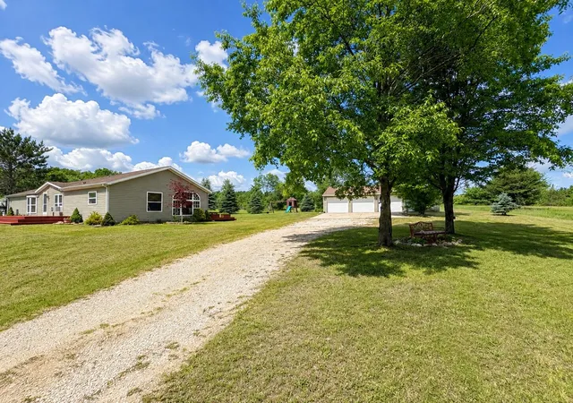 2nd image of 4395 N Raymond Rd, Luther, MI 49656 | MLS# 65026011757