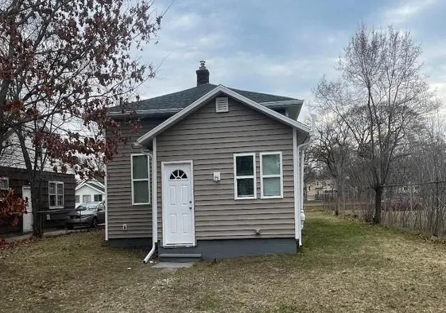 Homes for sale in Muskegon, MI | 2209 Leahy St, Muskegon, MI 49444 | MLS# 65026011788