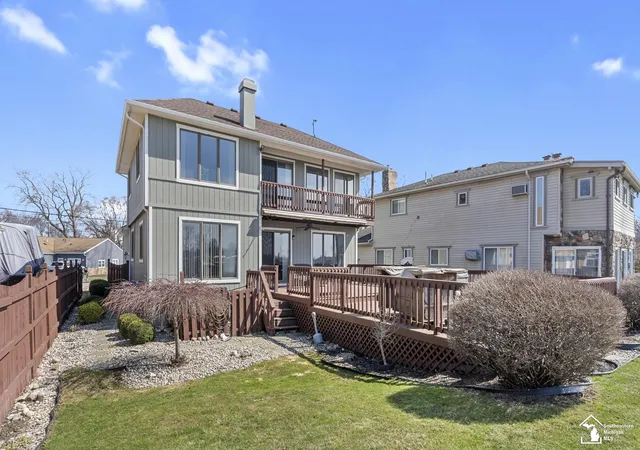 1st image of 30990 Bayview Dr, Gibraltar, MI 48173 | MLS# 57050202540