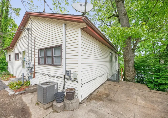 Photo 3 of Single family home for sale at 69465 High St, Union, MI 49130 | MLS# 69026011968 | Listing updated on 2026-05-28