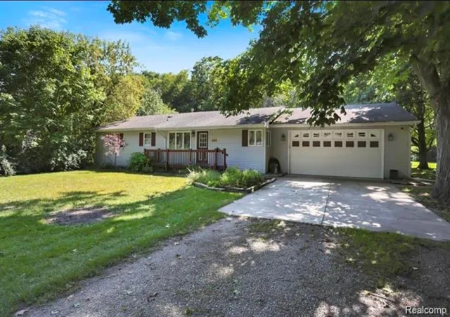 Photo 1 of Single family home for sale at 6865 Abbottsford Rd, North Street, MI 48049 | MLS# 20261019709 | Listing updated on 2026-09-11