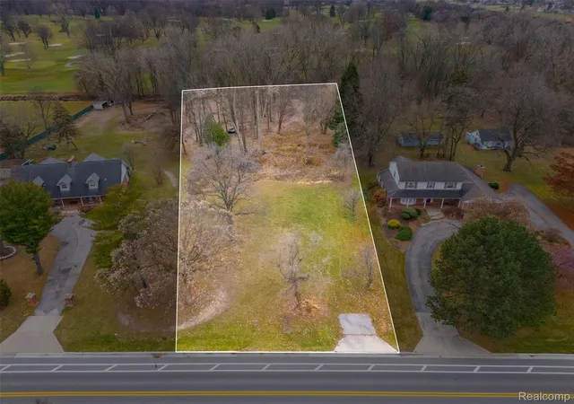 2nd image of 13000 Plumbrook Rd, Sterling Heights, MI 48312 | MLS# 20261019712