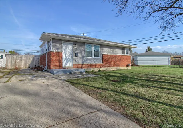 Photo 2 of Single family home for sale at 1385 Berkshire St, Westland, MI 48186 | MLS# 20261019728 | Listing updated on 2026-09-16