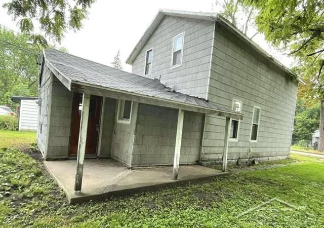 Photo 2 of Single family home for sale at 616 N Oakley St, Saginaw, MI 48602 | MLS# 61050202613 | Listing updated on 2026-05-09