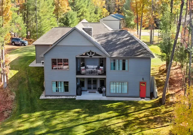 Photo 4 of Single family home for sale at 248 S Carolyn Dr, Lake City, MI 49651 | MLS# 78080066390 | Listing updated on 2026-09-14