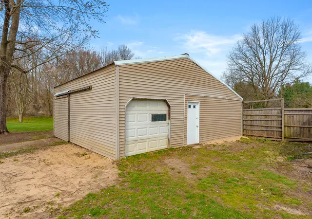 5th image of 5171 N 20Th St N, Kalamazoo, MI 49004 | MLS# 66026012132
