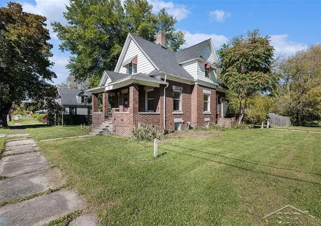 Homes for sale in Saginaw City Saginaw, MI | 521 Birch St, Saginaw City Saginaw, MI 48601 | MLS# 61050202639
