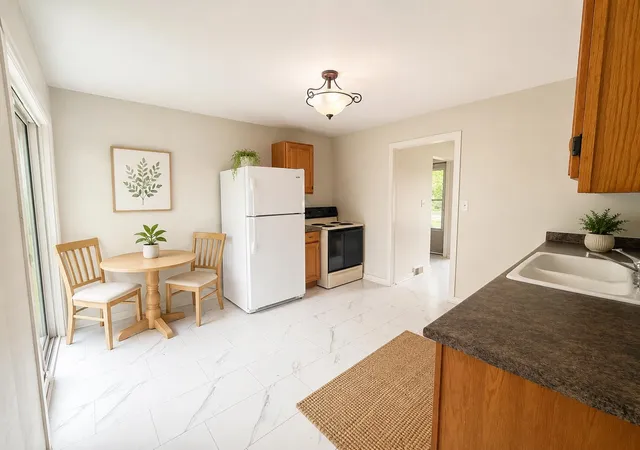 2nd image of 905 E High, Mount Pleasant, MI 48858 | MLS# 79080066399