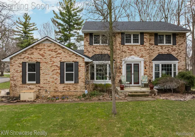 Photo 2 of Single family home for sale at 6144 Venice Dr, Commerce Township, MI 48382 | MLS# 20261019874 | Listing updated on 2026-07-07