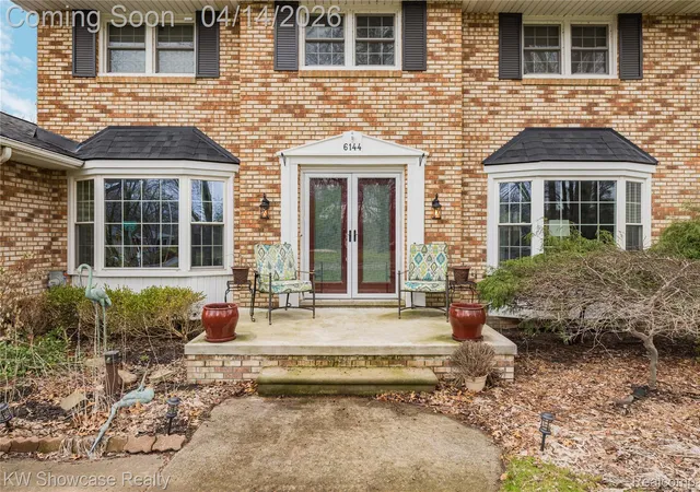 Photo 3 of Single family home for sale at 6144 Venice Dr, Commerce Township, MI 48382 | MLS# 20261019874 | Listing updated on 2026-07-07