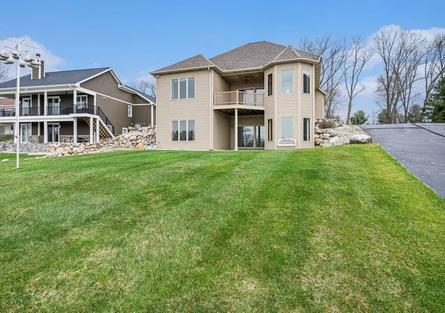 Photo 4 of Single family home for sale at 48855 Howard Dr, Lawrence, MI 49064 | MLS# 66026012212 | Listing updated on 2026-09-15