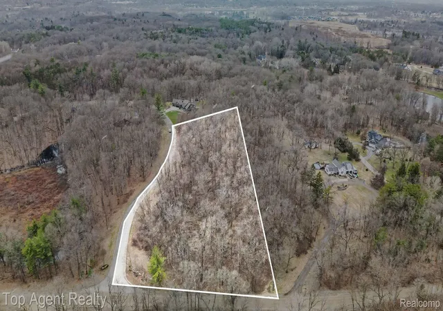 Photo 3 of Land for sale at 1511 Barrwood Trl, Oxford, MI 48371 | MLS# 20261019922 | Listing updated on 2026-09-17