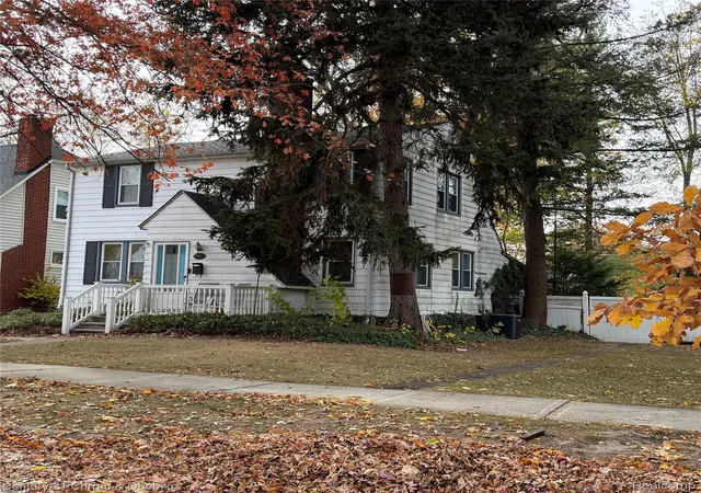 4th image of 418 S Dorchester Ave, Royal Oak, MI 48067 | MLS# 20261019930