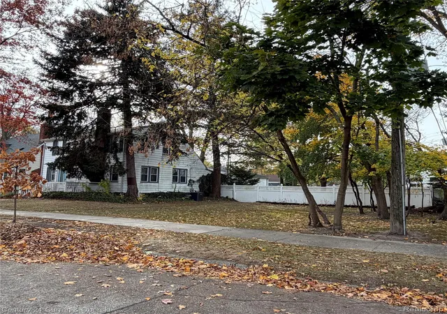 5th image of 418 S Dorchester Ave, Royal Oak, MI 48067 | MLS# 20261019930