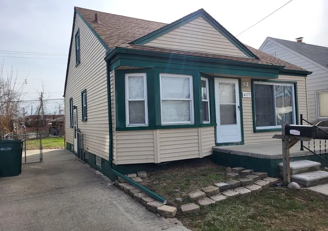 Photo 2 of Single family home for sale at 4177 Hubbard Ave, Lincoln Park, MI 48146 | MLS# 81026012282 | Listing updated on 2026-08-27