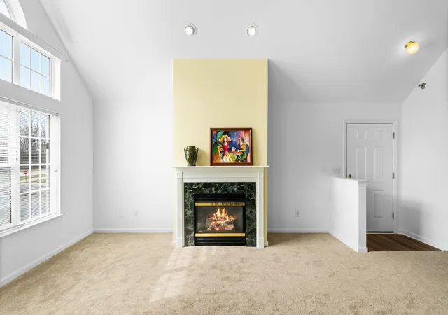 Photo 4 of Condo for sale at 9475 Lakeside Dr, Ypsilanti, MI 48197 | MLS# 81026012292 | Listing updated on 2026-09-17