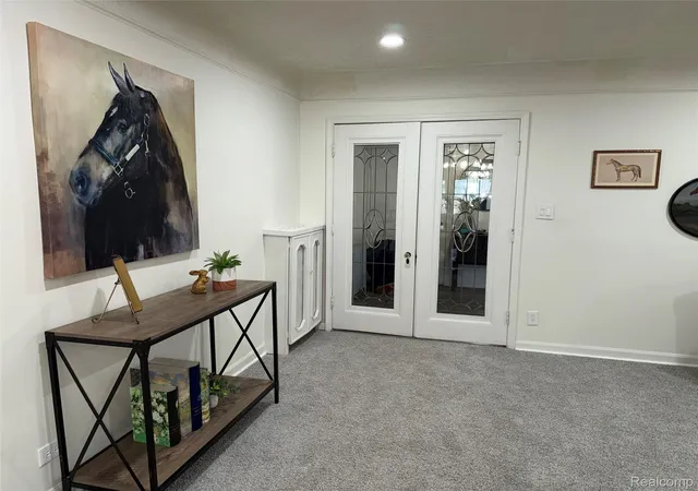 Photo 3 of Single family home for sale at 23211 Glenbrook St, Saint Clair Shores, MI 48082 | MLS# 20261020024 | Listing updated on 2026-09-12
