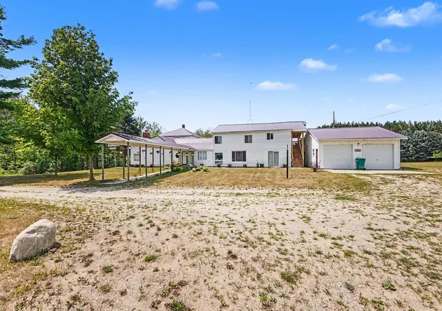 5th image of 7202 21 Mile Rd, Marion, MI 49665 | MLS# 66026012333
