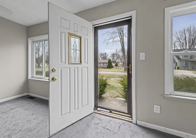 Homes for sale in Harrison Charter Township Macomb, MI | 26595 Hickler Ln, Harrison Charter Township Macomb, MI 48045 | MLS# 58050202725