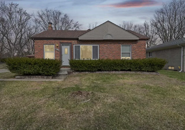 Homes for sale in Harrison Charter Township Macomb, MI | 26595 Hickler Ln, Harrison Charter Township Macomb, MI 48045 | MLS# 58050202725