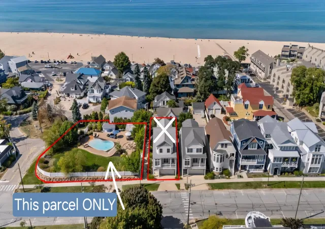 2nd image of 53 N Shore Dr, South Haven, MI 49090 | MLS# 69026012411