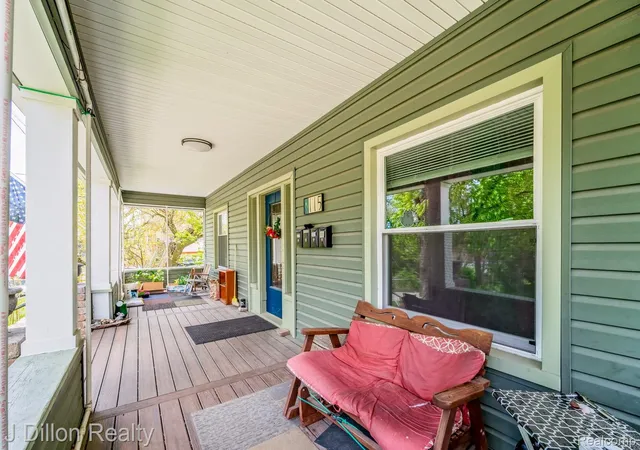 Listing Photo 5 - Condo for sale in building located at 115 College Pl, Ypsilanti, MI 48197