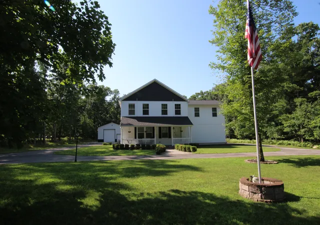 2nd image of 5904 E Division St, Newaygo, MI 49337 | MLS# 72026012471