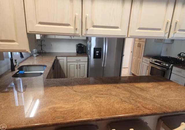 5th image of 3515 Strawberry Ln, Port Huron, MI 48060 | MLS# 58050202828
