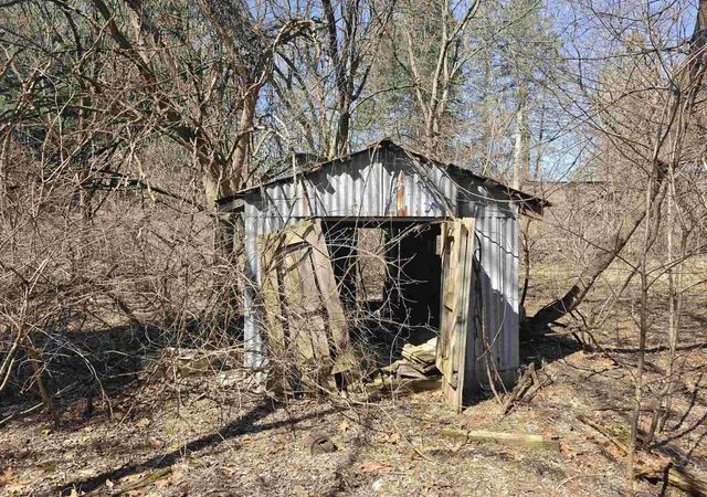 3rd image of 7324 E Newberry Rd, Durand, MI 48429 | MLS# 5050202837